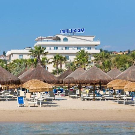 Hotel Europa Beach Village Pertisau Ngoại thất bức ảnh