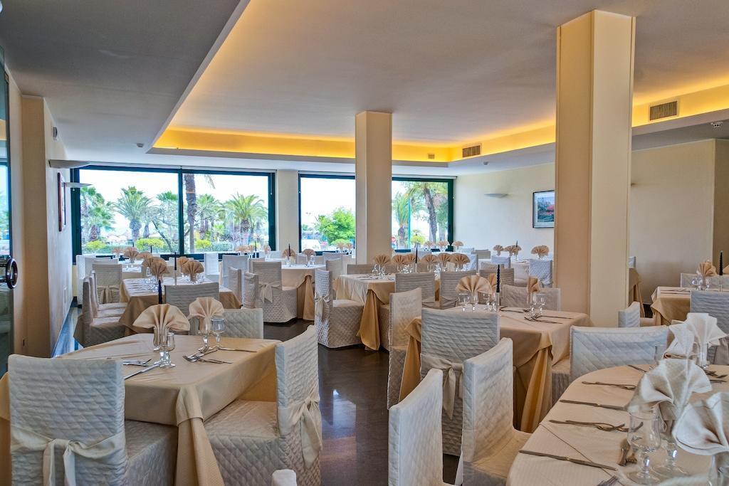 Hotel Europa Beach Village Pertisau Ngoại thất bức ảnh