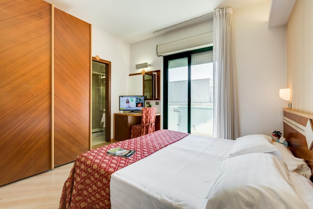 Hotel Europa Beach Village Pertisau Phòng bức ảnh