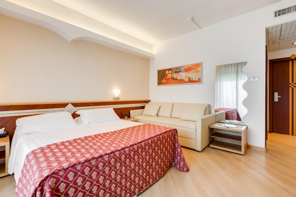 Hotel Europa Beach Village Pertisau Ngoại thất bức ảnh